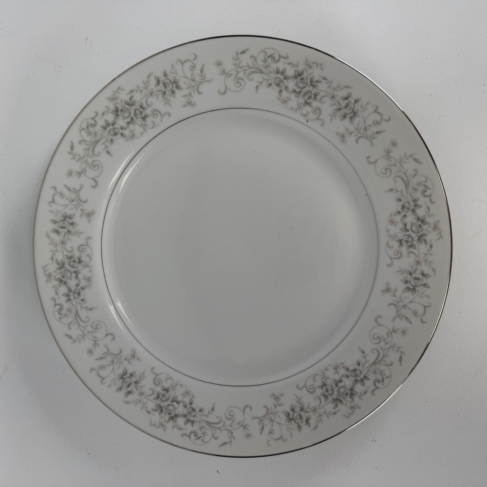 Camelot China Carrousel 1315 Dinner Plate Single Grey Floral Platinum Japan